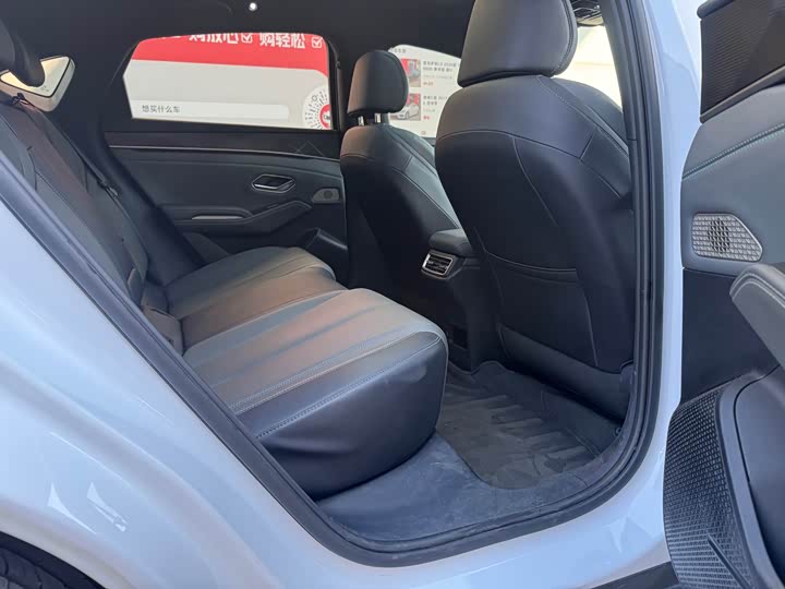 Фото 40 - BYD Qin L