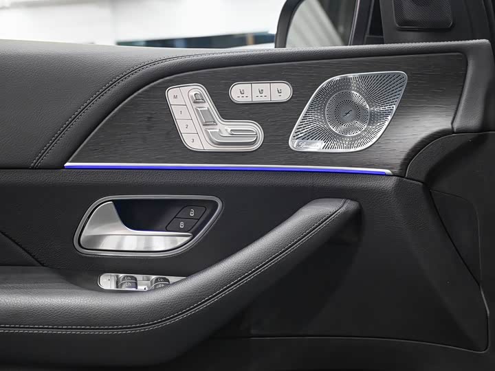 Фото 10 - Mercedes-Benz GLS-Class