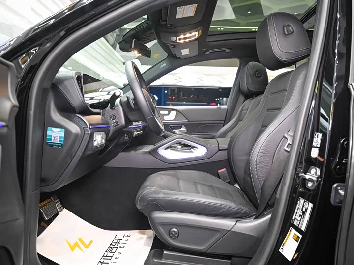 Фото 17 - Mercedes-Benz GLS-Class