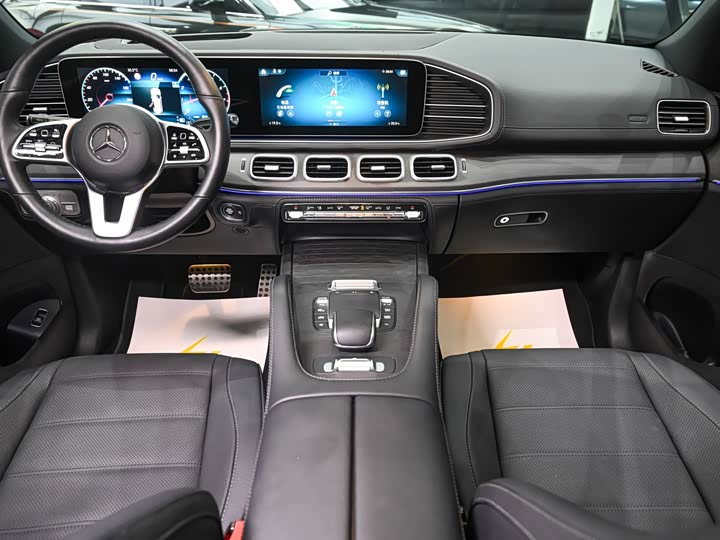 Фото 19 - Mercedes-Benz GLS-Class