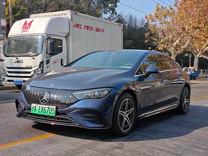 Фото 1 - Mercedes-Benz EQE