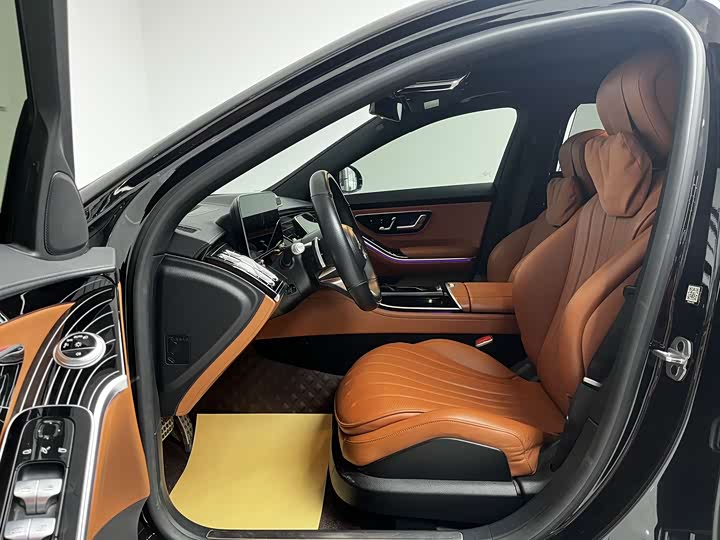 Фото 10 - Mercedes-Benz S-Class