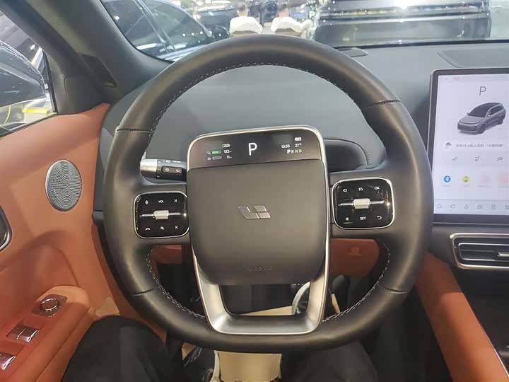 Фото 3 - LiXiang L8