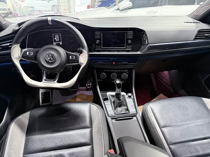 Фото 12 - Volkswagen Sagitar L