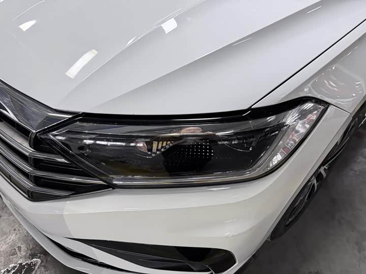 Фото 4 - Volkswagen Sagitar L