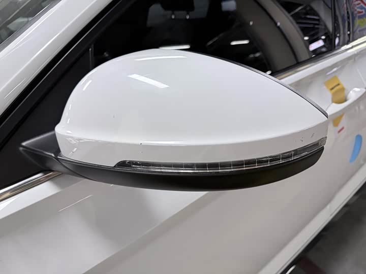 Фото 5 - Volkswagen Sagitar L