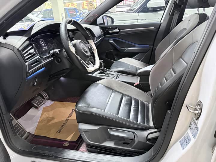 Фото 9 - Volkswagen Sagitar L