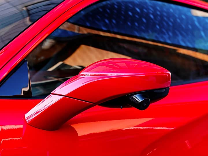 Фото 9 - Ferrari F8