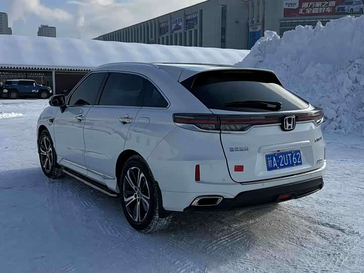 Фото 7 - Honda UR-V