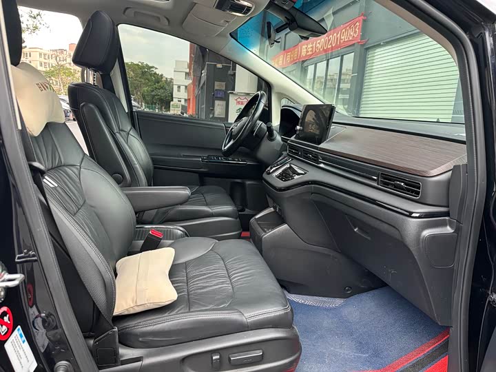 Фото 5 - Honda Odyssey