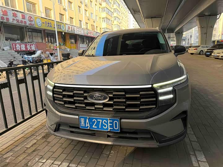 Фото 2 - Ford Edge