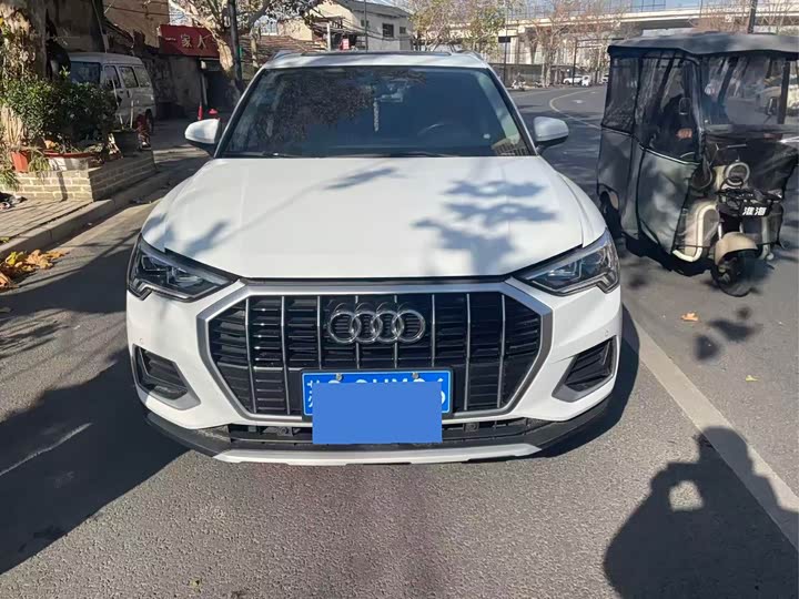 Фото 2 - Audi Q3