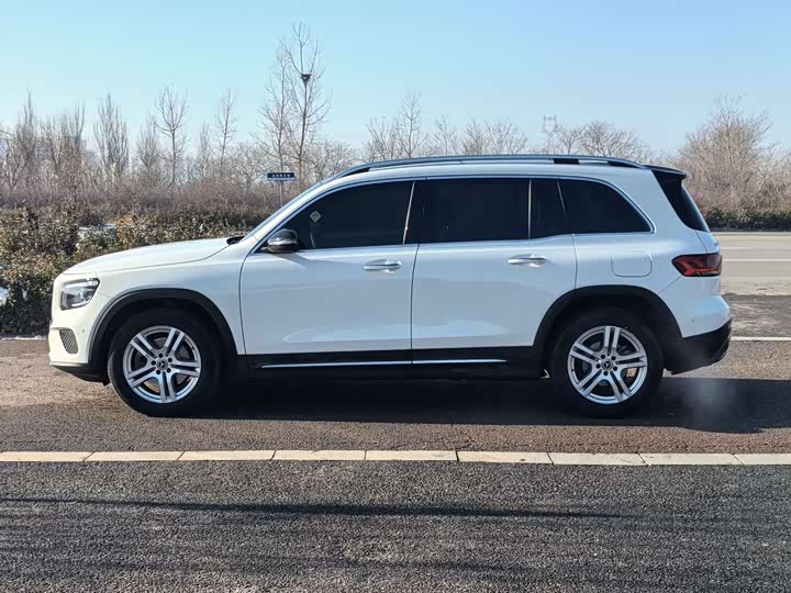 Фото 3 - Mercedes-Benz GLB-Class