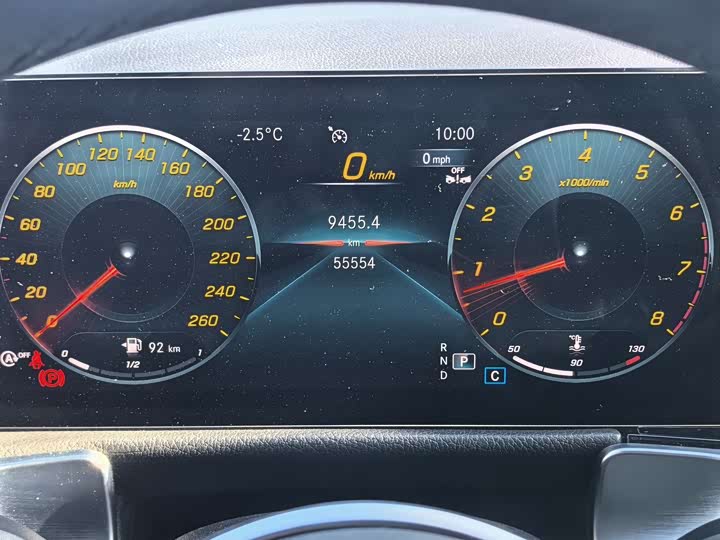 Фото 8 - Mercedes-Benz GLB-Class