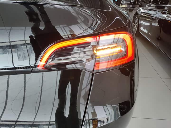Фото 7 - Tesla Model Y