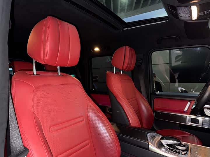 Фото 11 - Mercedes-Benz G-Class