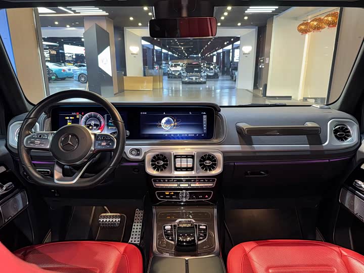 Фото 9 - Mercedes-Benz G-Class