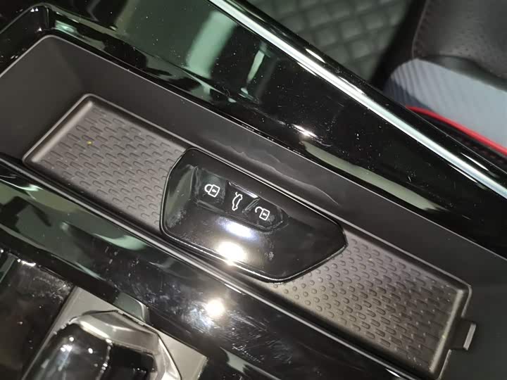 Фото 9 - Volkswagen Lamando L