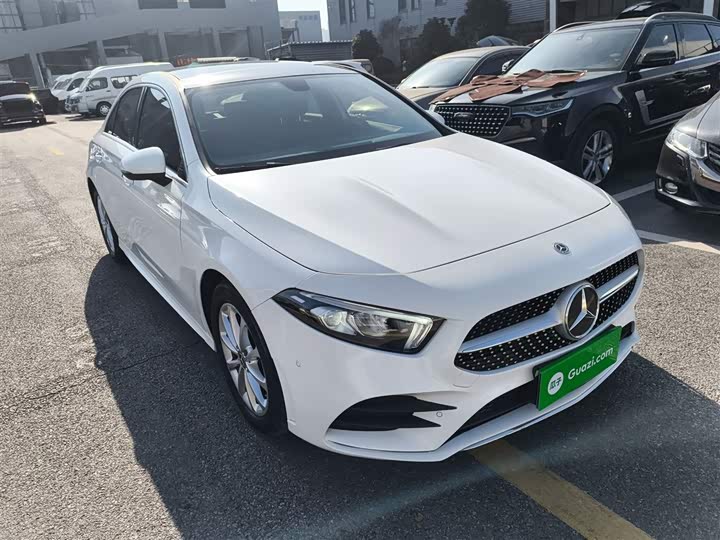 Фото 4 - Mercedes-Benz A-Class