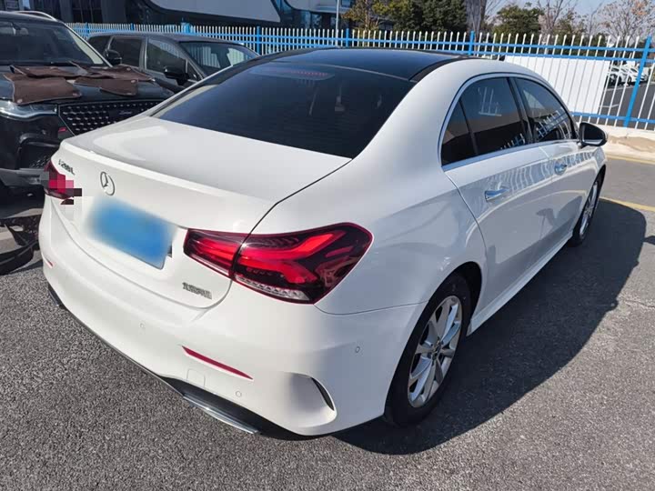 Фото 7 - Mercedes-Benz A-Class