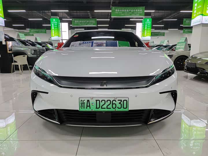 Фото 2 - BYD Han