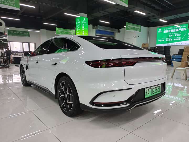 Фото 7 - BYD Han