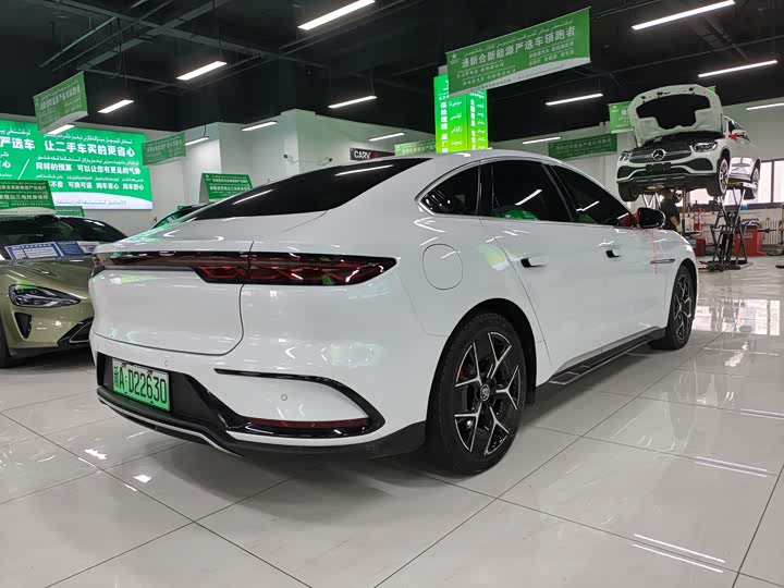 Фото 9 - BYD Han