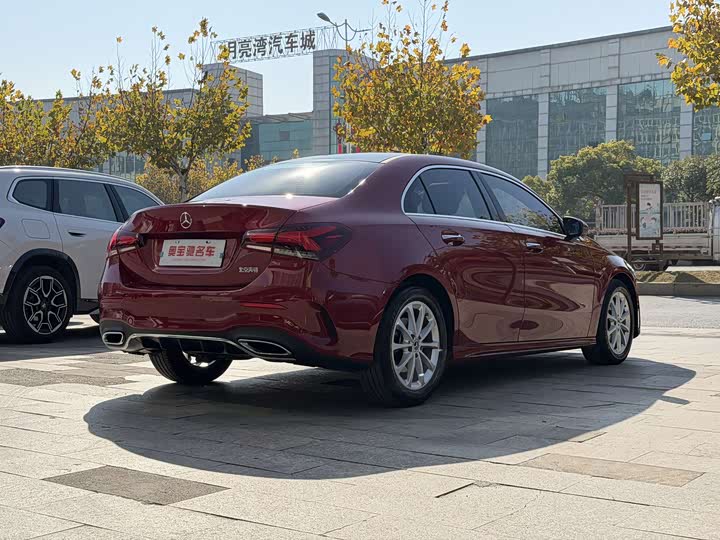 Фото 4 - Mercedes-Benz A-Class