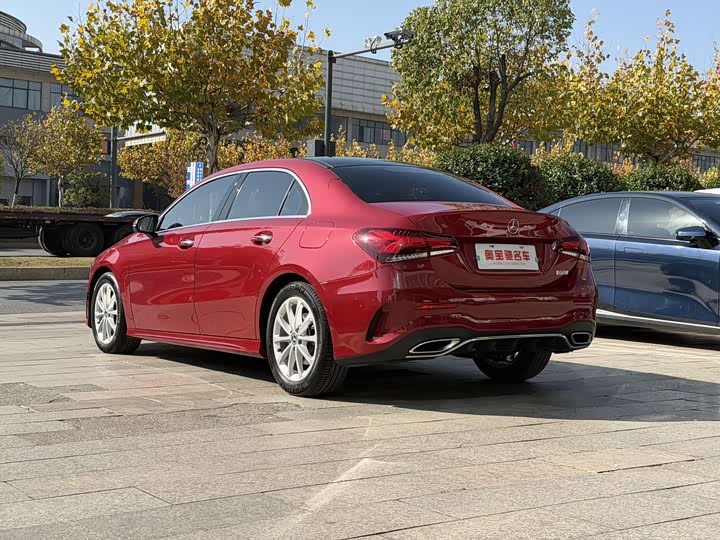 Фото 6 - Mercedes-Benz A-Class