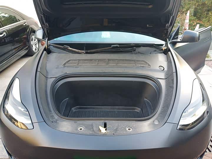 Фото 11 - Tesla Model Y