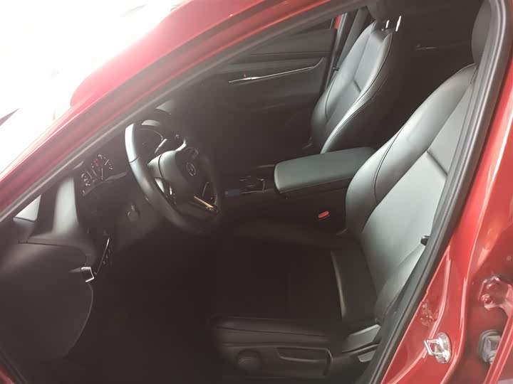 Фото 15 - Mazda 3 (Axela)