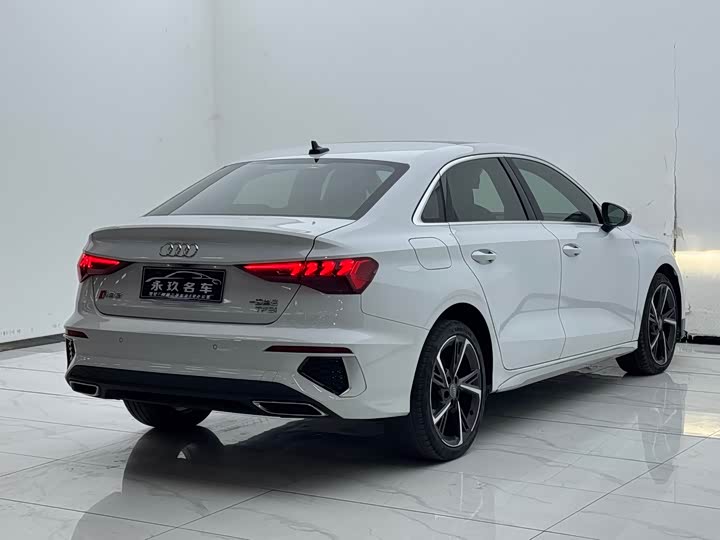 Фото 12 - Audi A3