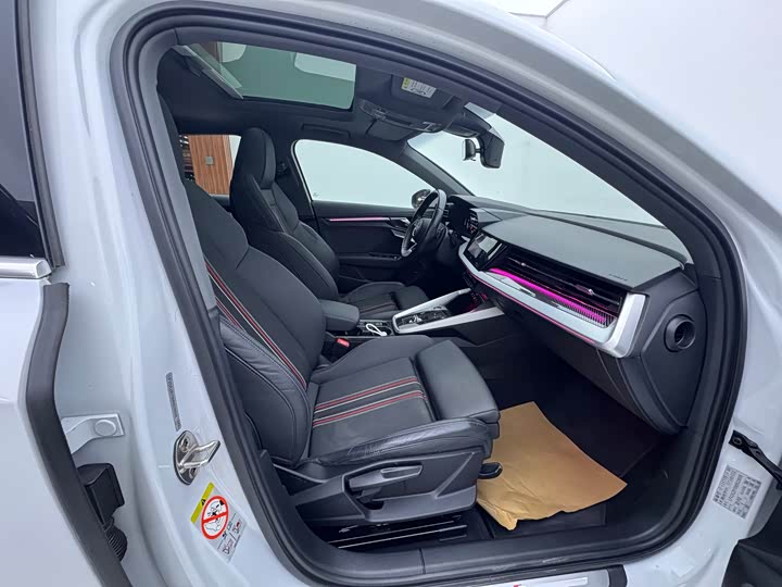 Фото 9 - Audi A3