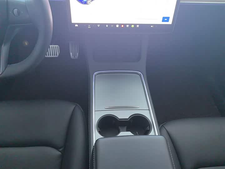 Фото 14 - Tesla Model Y