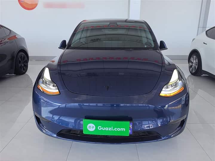 Фото 3 - Tesla Model Y