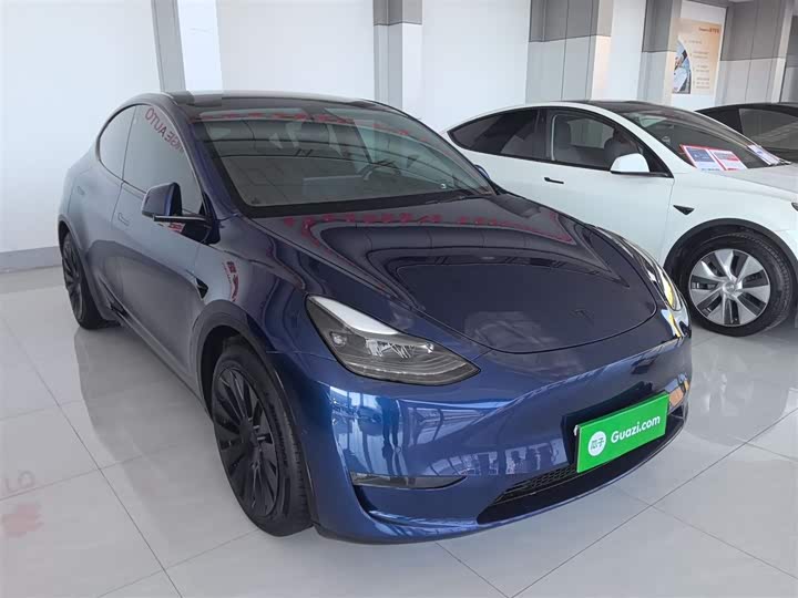 Фото 4 - Tesla Model Y