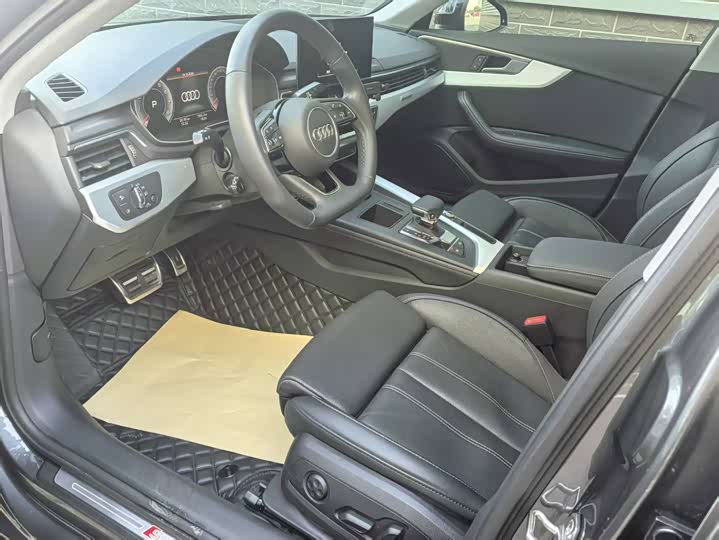 Фото 7 - Audi A4L