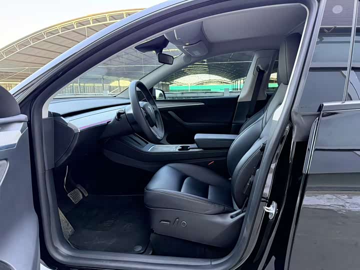 Фото 7 - Tesla Model Y