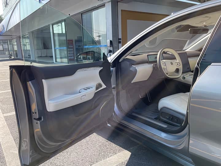 Фото 17 - Nio ET7