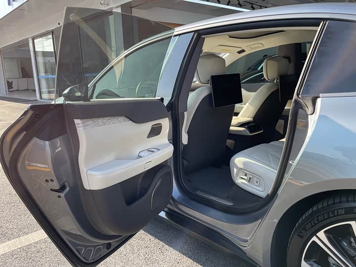 Фото 20 - Nio ET7