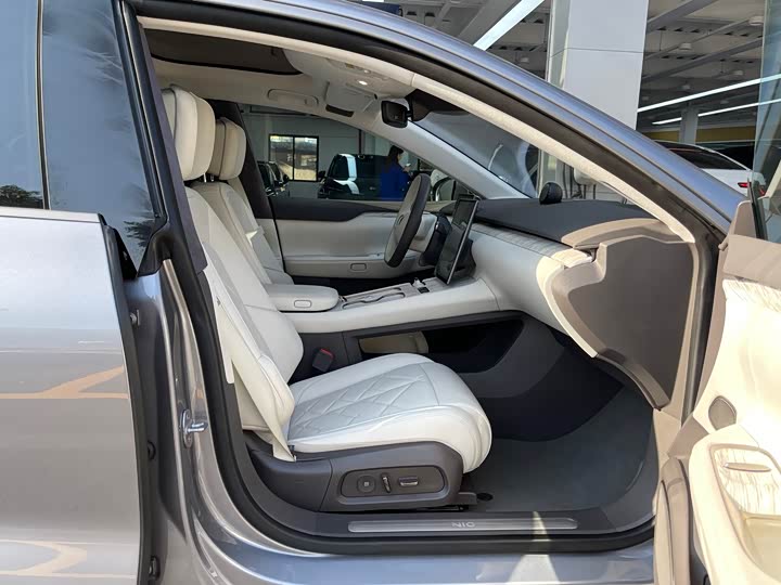 Фото 24 - Nio ET7