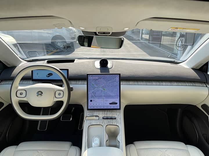 Фото 29 - Nio ET7