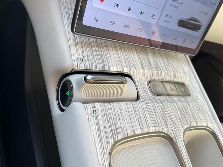 Фото 33 - Nio ET7