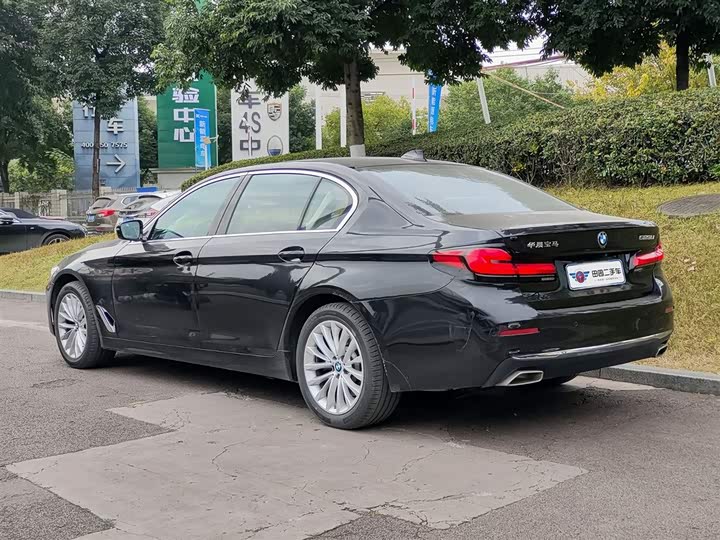 Фото 4 - BMW 5 Series