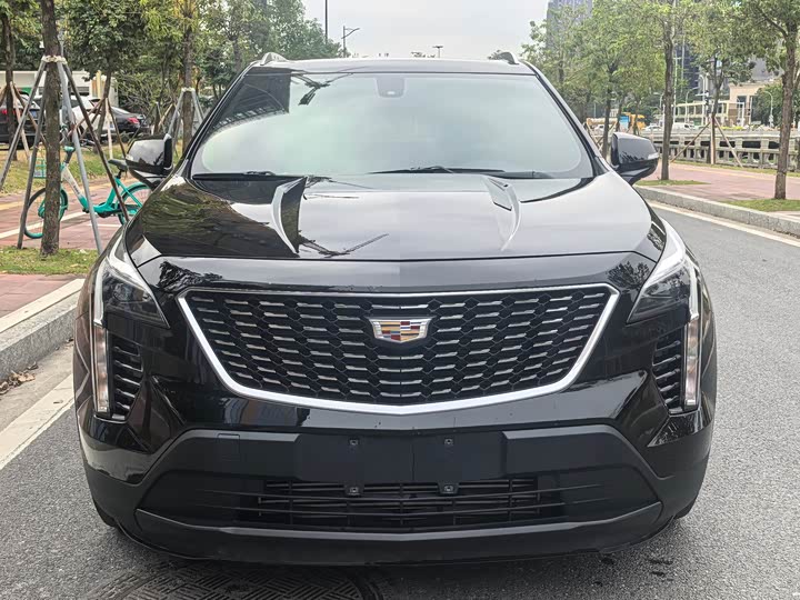 Фото 2 - Cadillac XT4