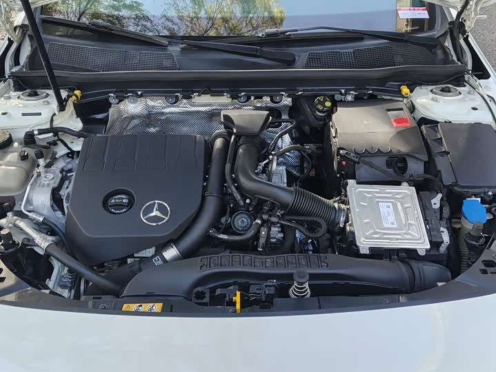 Фото 5 - Mercedes-Benz CLA-Class