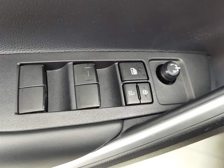 Фото 9 - Toyota Frontlander