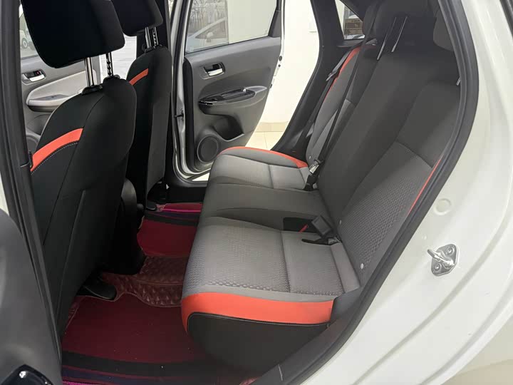 Фото 14 - Honda Life