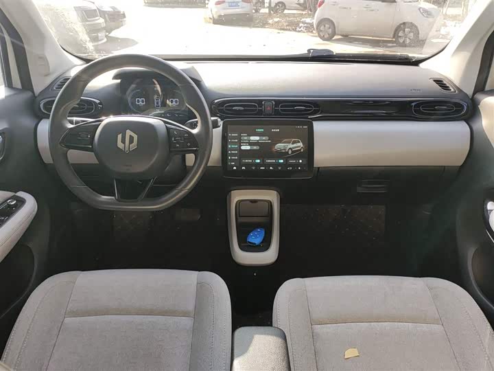 Фото 10 - Leapmotor T03