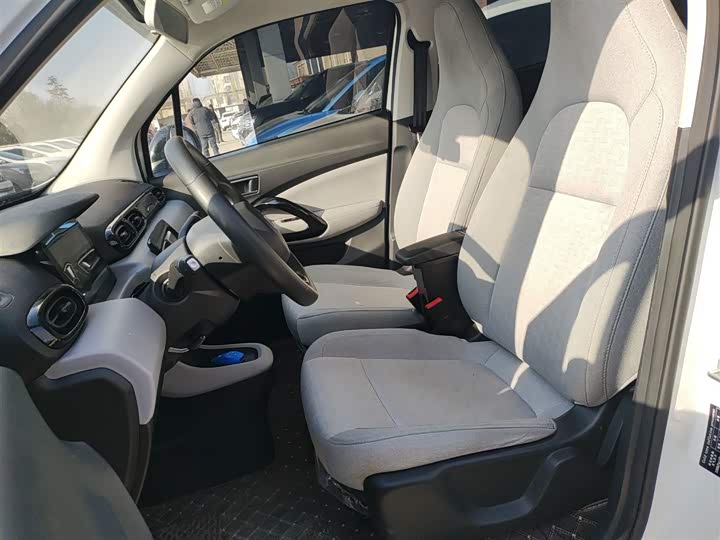 Фото 15 - Leapmotor T03